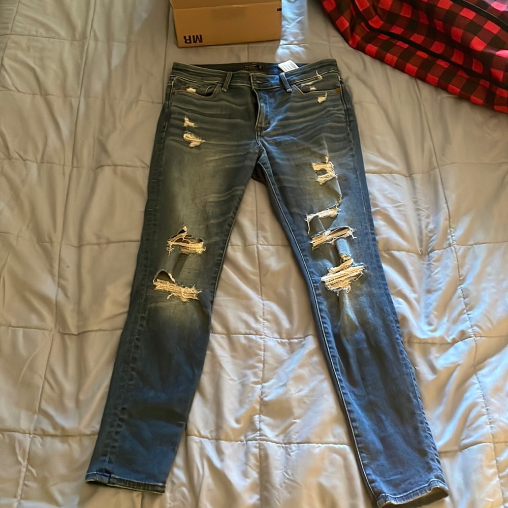 Abercrombie women’s super skinny jeans